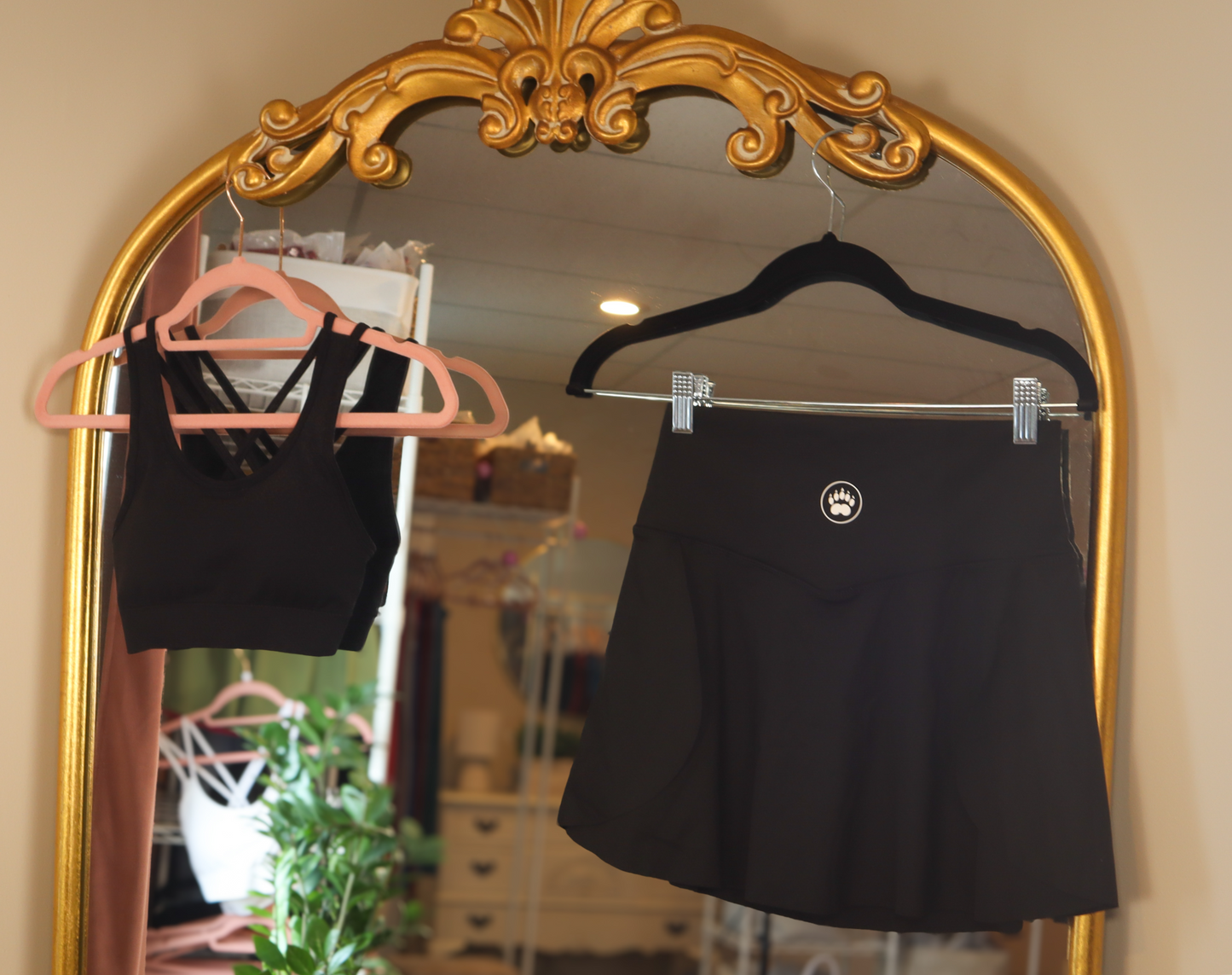 Golf Skirts w/ Logo image 0