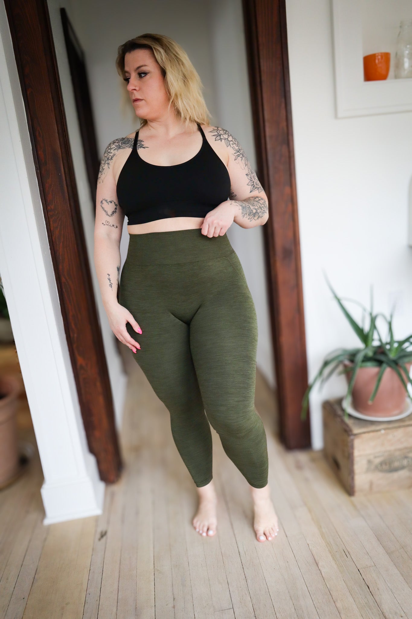 *Mamabear "Gyaatt" Leggings Collection image 12