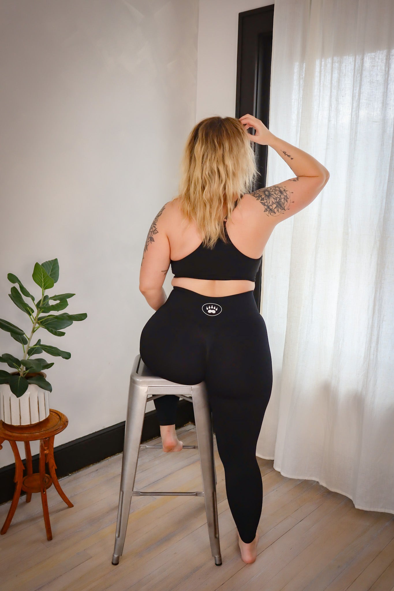 *Mamabear "Gyaatt" Leggings Collection image 7